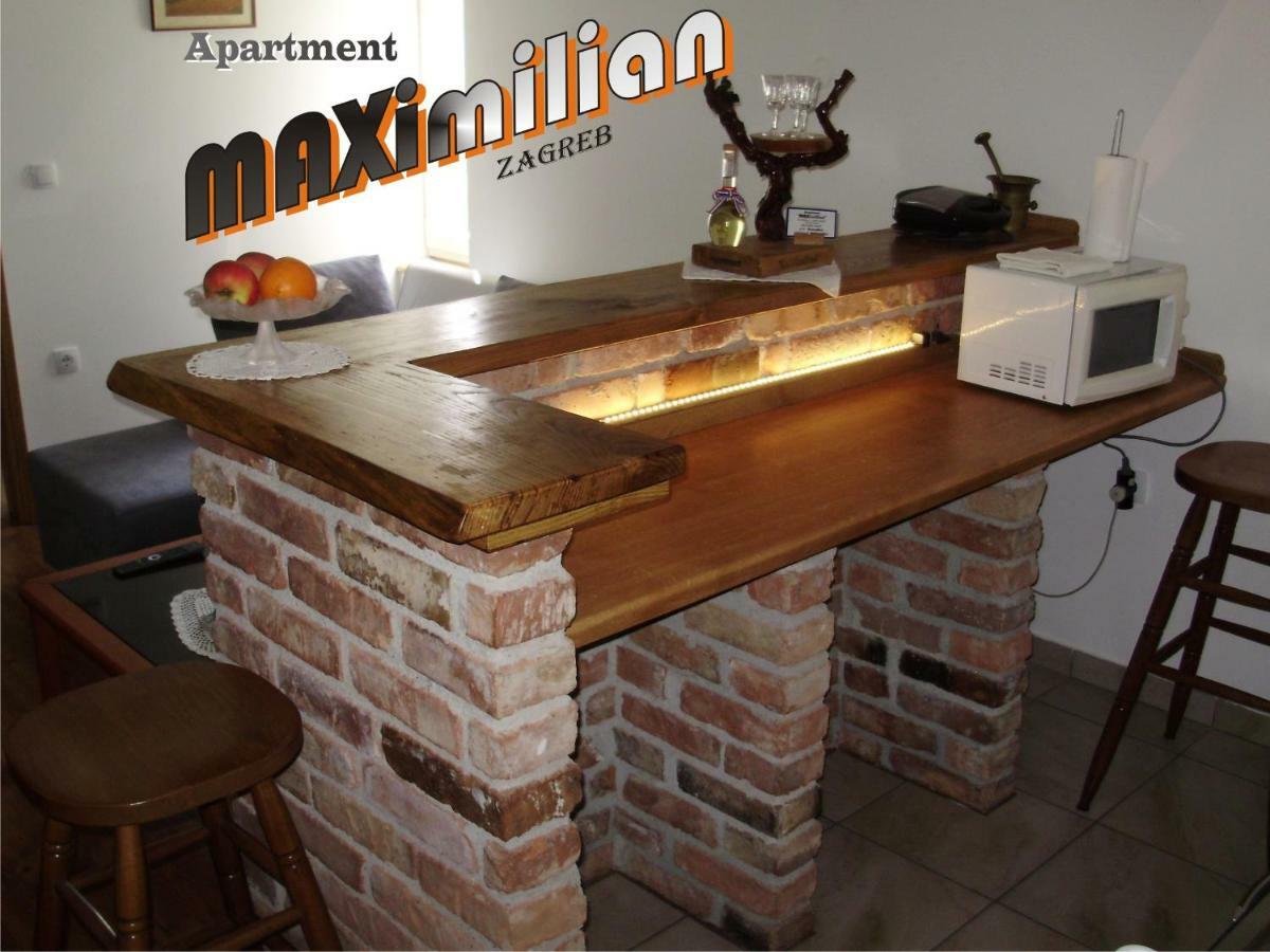 Maximilian-free Parking!!! Apartma